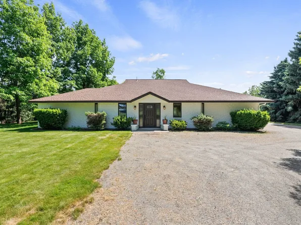 2203 W Strong Rd, Spokane, WA 99208