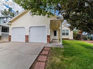 6620 Glade Park Dr, Colorado Springs, CO 80918