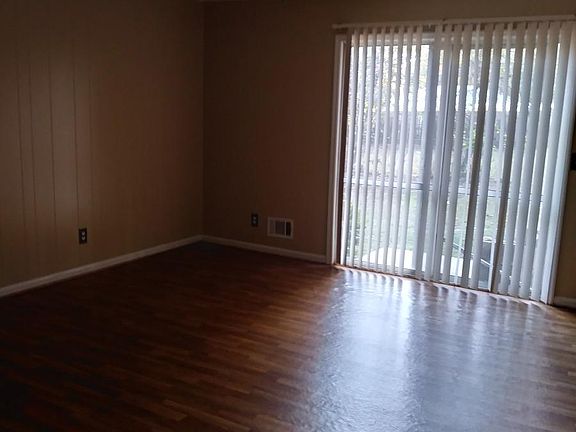 Den Area