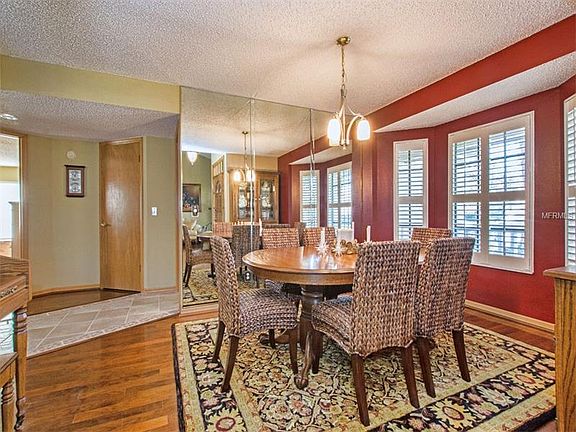 5th image of 1462 Thornhill Cir