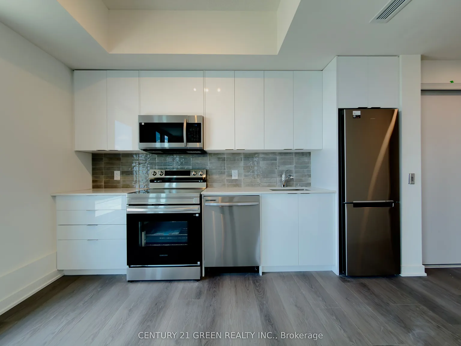 2 bed, $2,200 — Photo 3