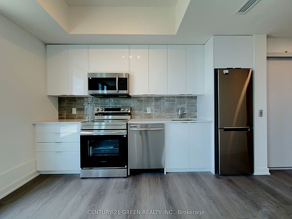 3rd image of 33 Erie Ave #1705