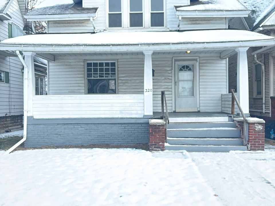 1st image of 320 Avalon Pl