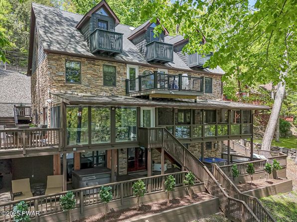 187 Marina Way, Greentown, PA 18426