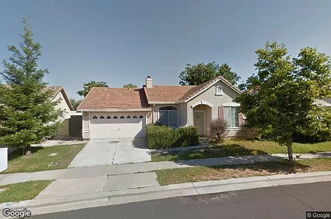 568 Crestfield Cir photo 1