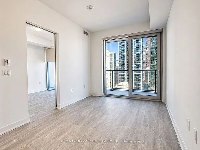 634 Church St #1406 — Photo 6