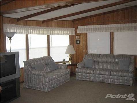 3rd image of 37 Woodland Cir