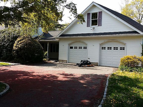 5th image of 7 Oakwood St