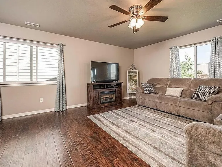 8884 Vanderwood Rd — Photo 12
