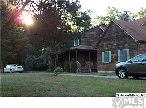 2nd image of 1900 Stratford Ct
