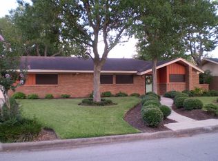 8211 Colgate St, Houston, TX 77061