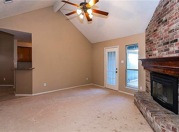 2nd image of 2620 Trumpet Dr