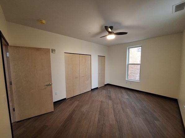 210 W Fulton St, Edgerton, WI