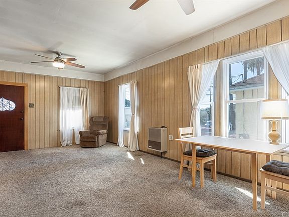5th image of 939 Hollins St