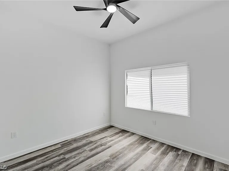603 Hawthorne Ave S — Photo 13