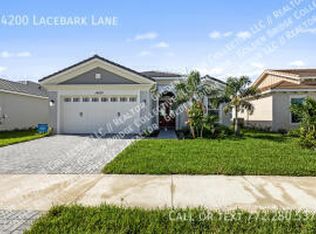 14200 Lace Bark Ln, Loxahatchee, FL 33470
