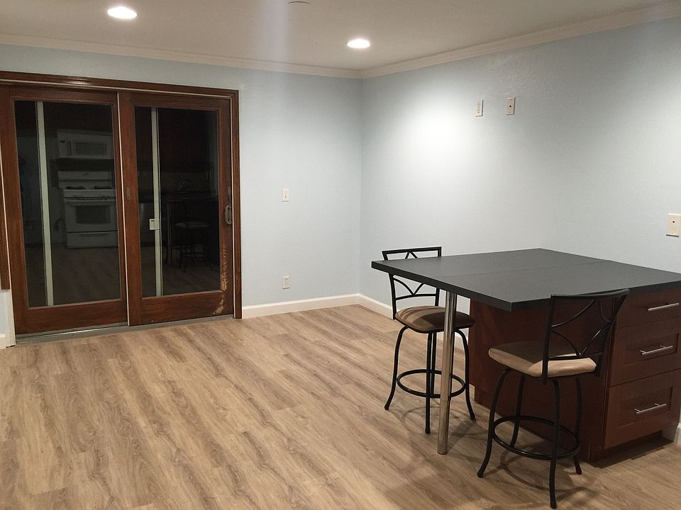 1st image of 1139 Crespi Dr