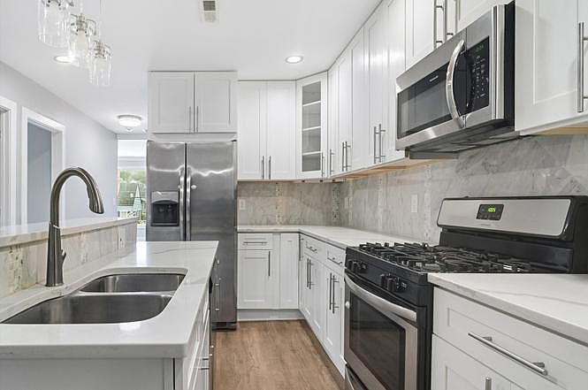 1st image of 336 E Russell St APT 2