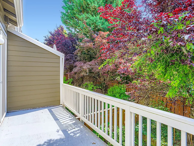 10175 NW Wilshire Ln — Photo 26