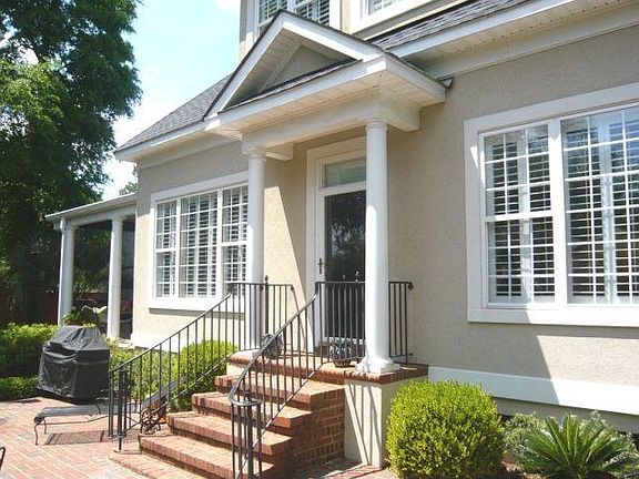2nd image of 104 Cloister Cove Ln