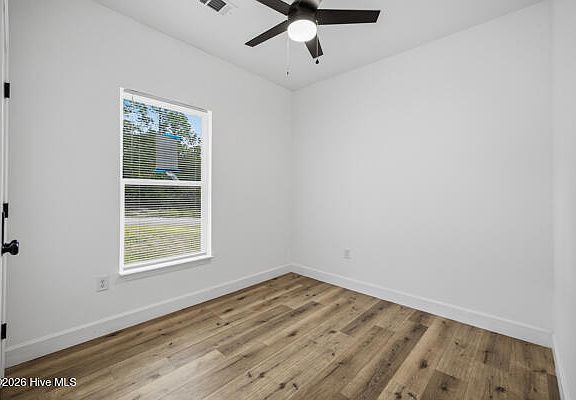 4th image of 2413 Belgrade Court
