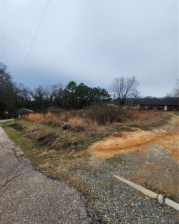 1st image of 1422 1st Pl S