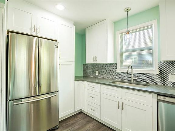 3rd image of 3905 18th St N Unit 1/2