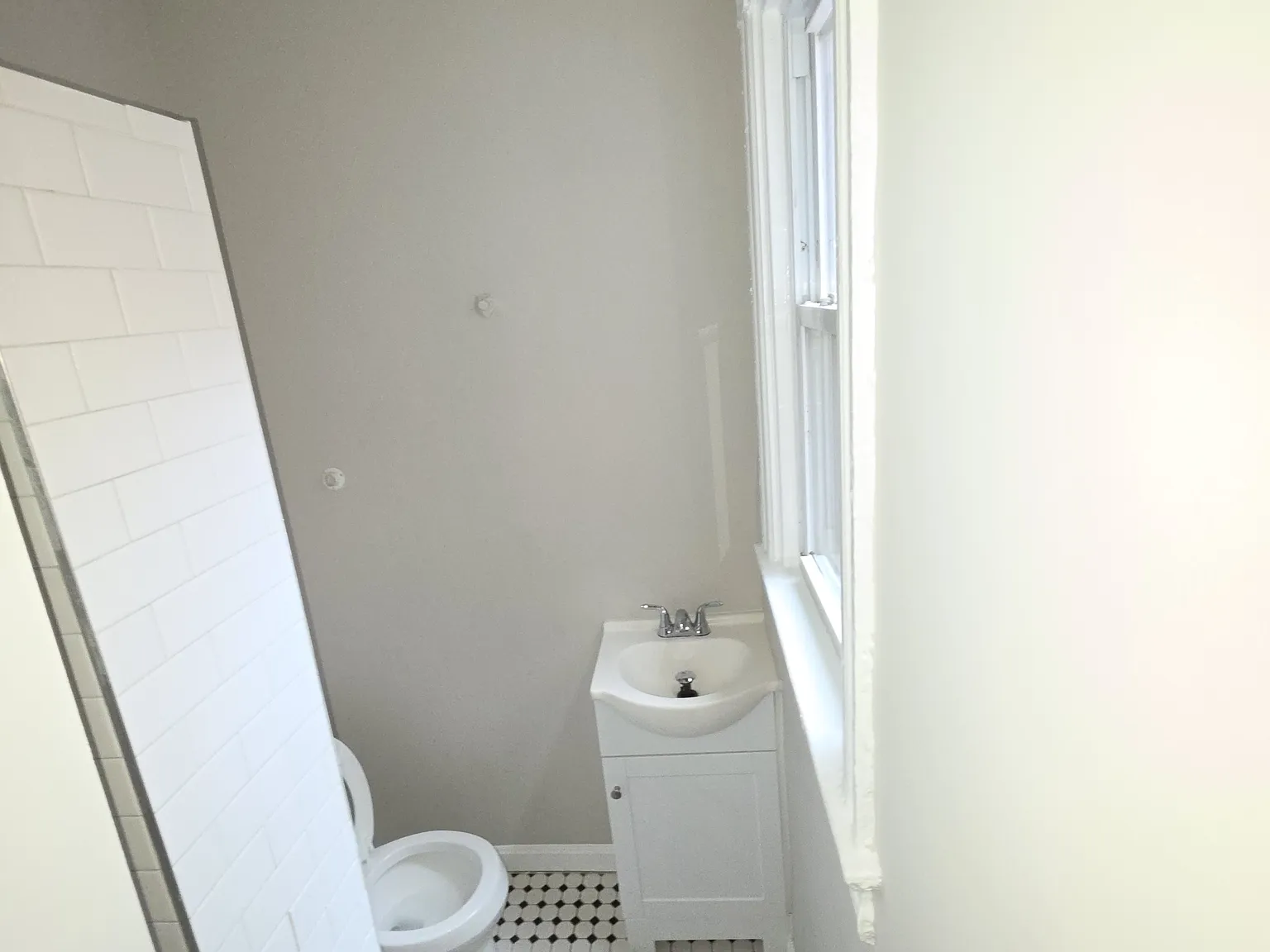 3 bed, 1800 sqft, $4,400 — Photo 4