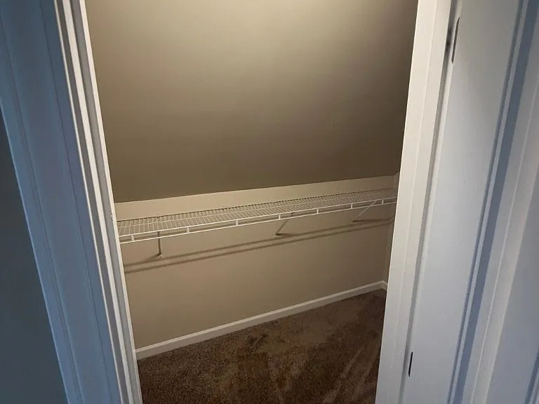 4406 Maximillion Cir — Photo 39