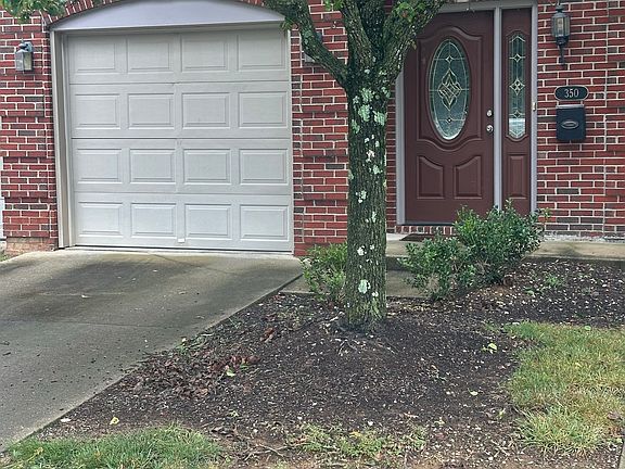 2nd image of 350 Broadleaf Ln