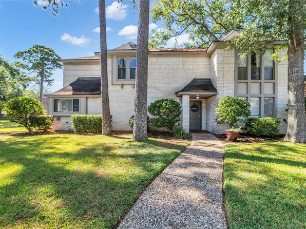 18303 Aldermoor Dr, Spring, TX 77388