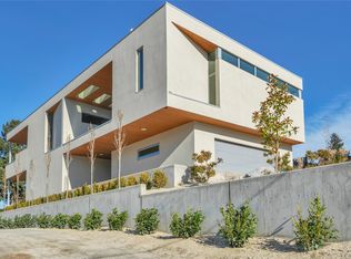 765 Westminster Ave E, Penticton, BC V2A1H6