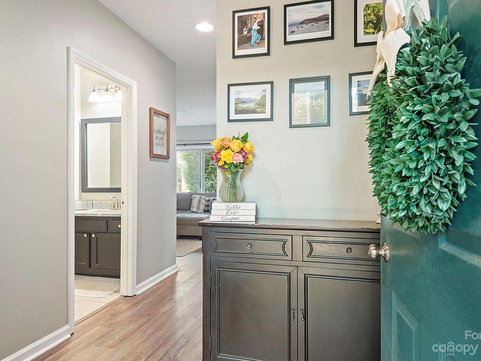 3210 Selwyn Farms Ln APT 1, Charlotte, NC 28209 Zillow