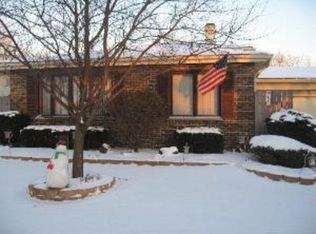 17 S Mill Rd, Addison, IL 60101