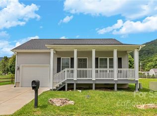 29 Dream Meadow Ln, Maggie Valley, NC 28751