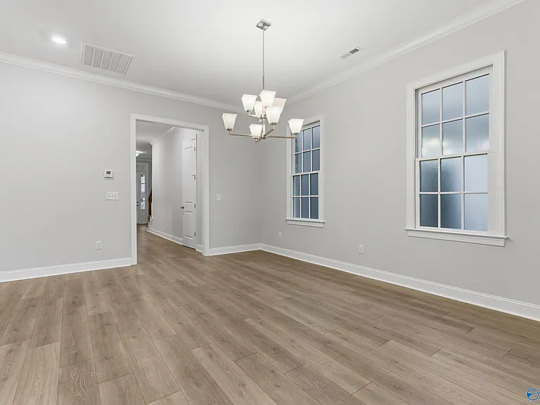 14 Weybosset St NW — Photo 4