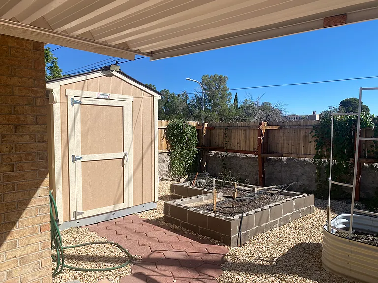 1908 Christine Ct — Photo 20