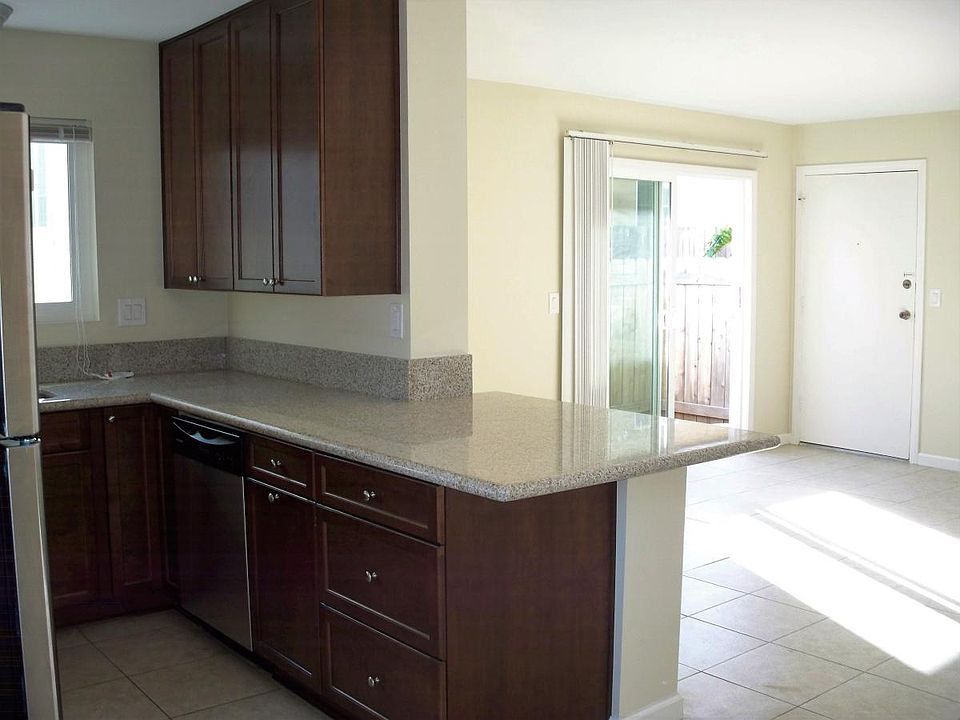 New kitchen with granite breakfast bar