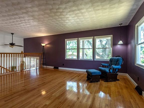 4th image of 140 Croydon Crst
