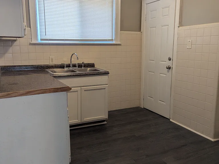 3825 Waverly St #1 — Photo 5