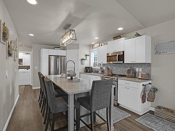 2nd image of 4616 Fox Grove ROAD
