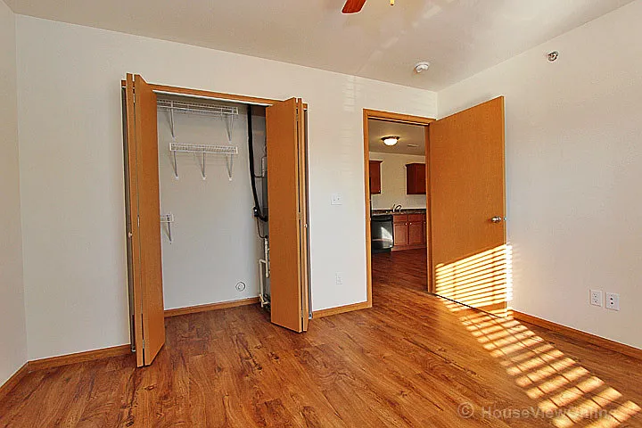 514 Olive St — Photo 7