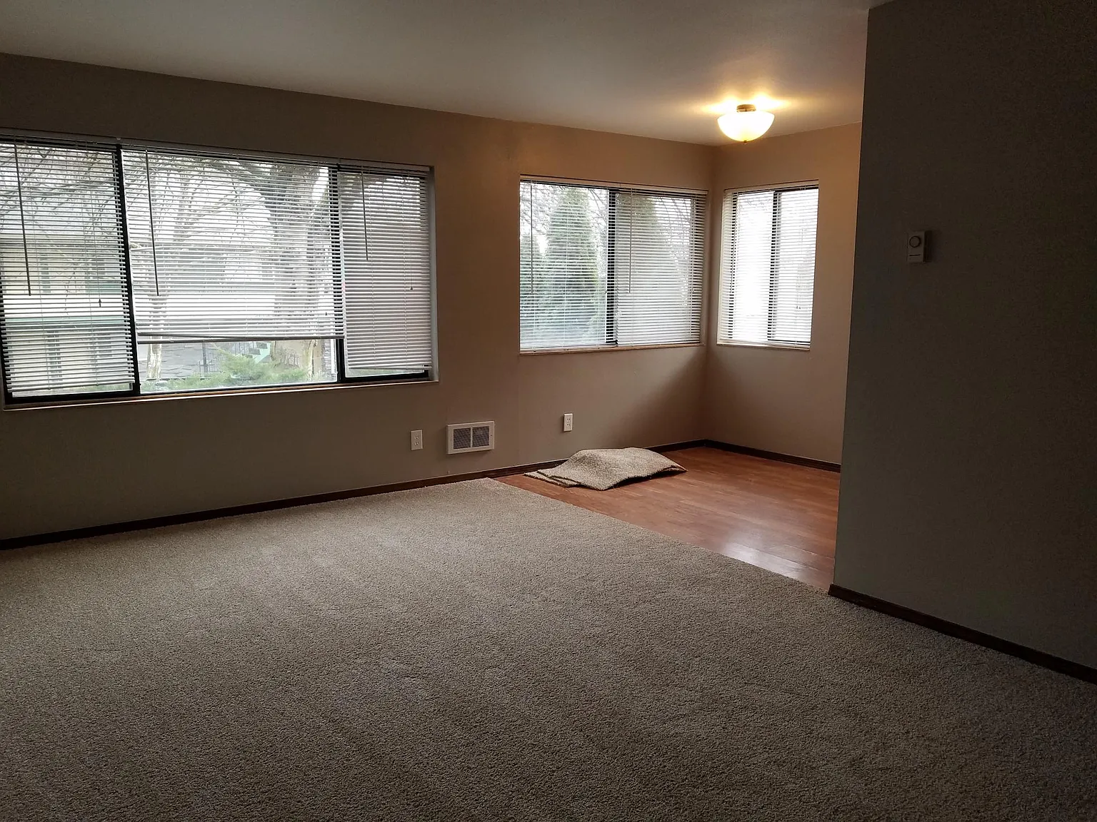 4207 Fremont Ave N — Photo 4