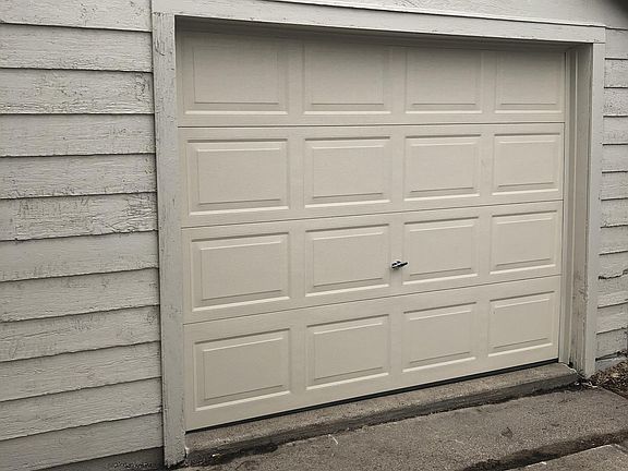 2nd image of 1920 25th St