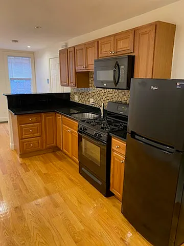 65 Joy St — Photo 1