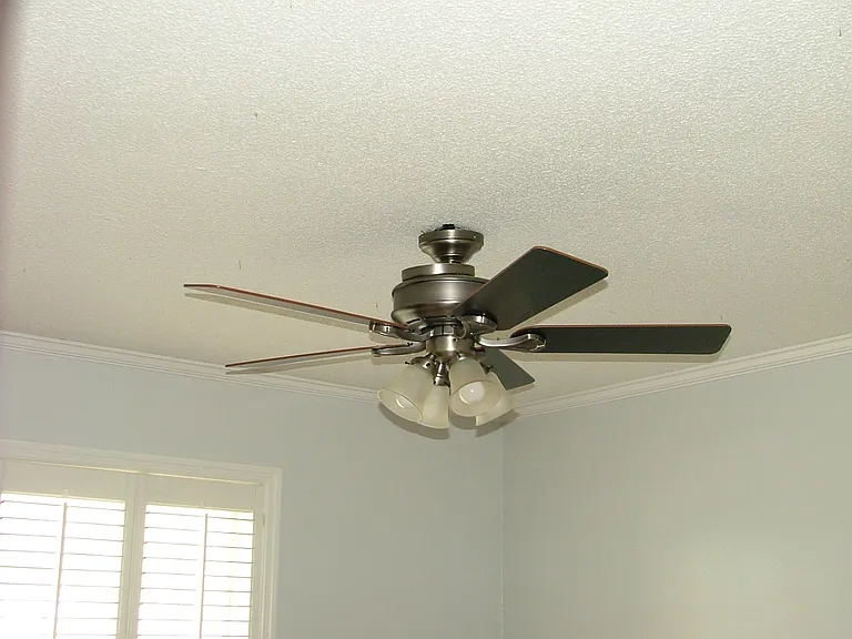 1534 Westwood Dr — Photo 11