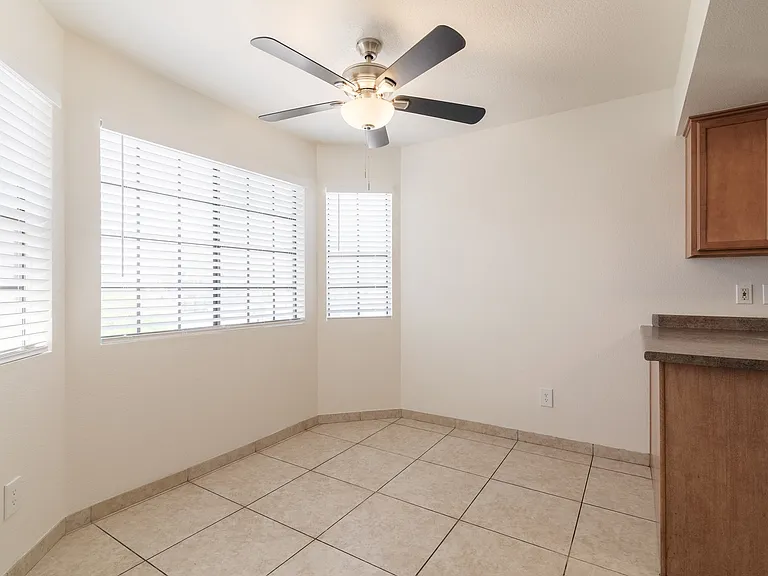 925 S Longmore #201 — Photo 5