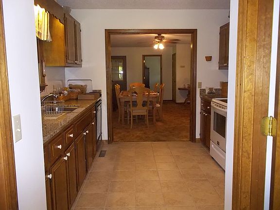 5th image of 100 Black Rock Mountain Ln