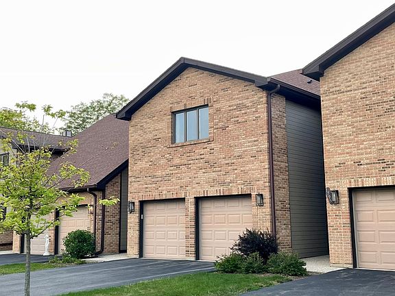 2nd image of 1797 Monterey Ct