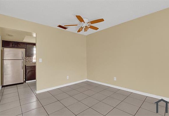 2nd image of 3104 Louisiana Ave Unit A